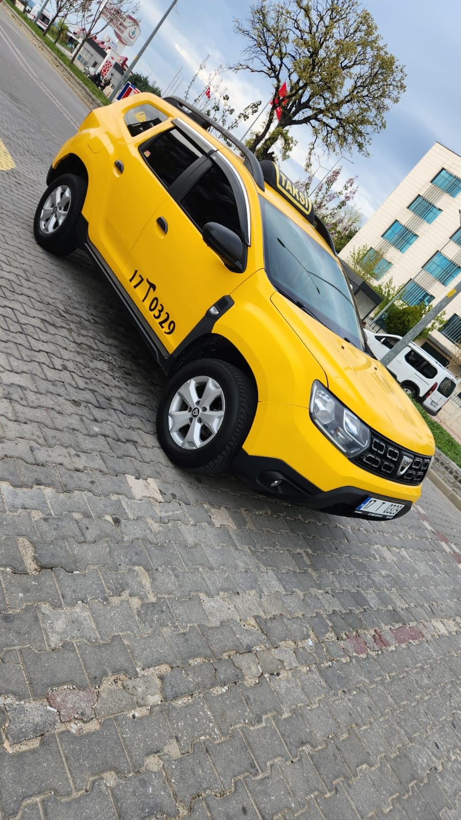 Kepez Taksi - 17 T 0329
